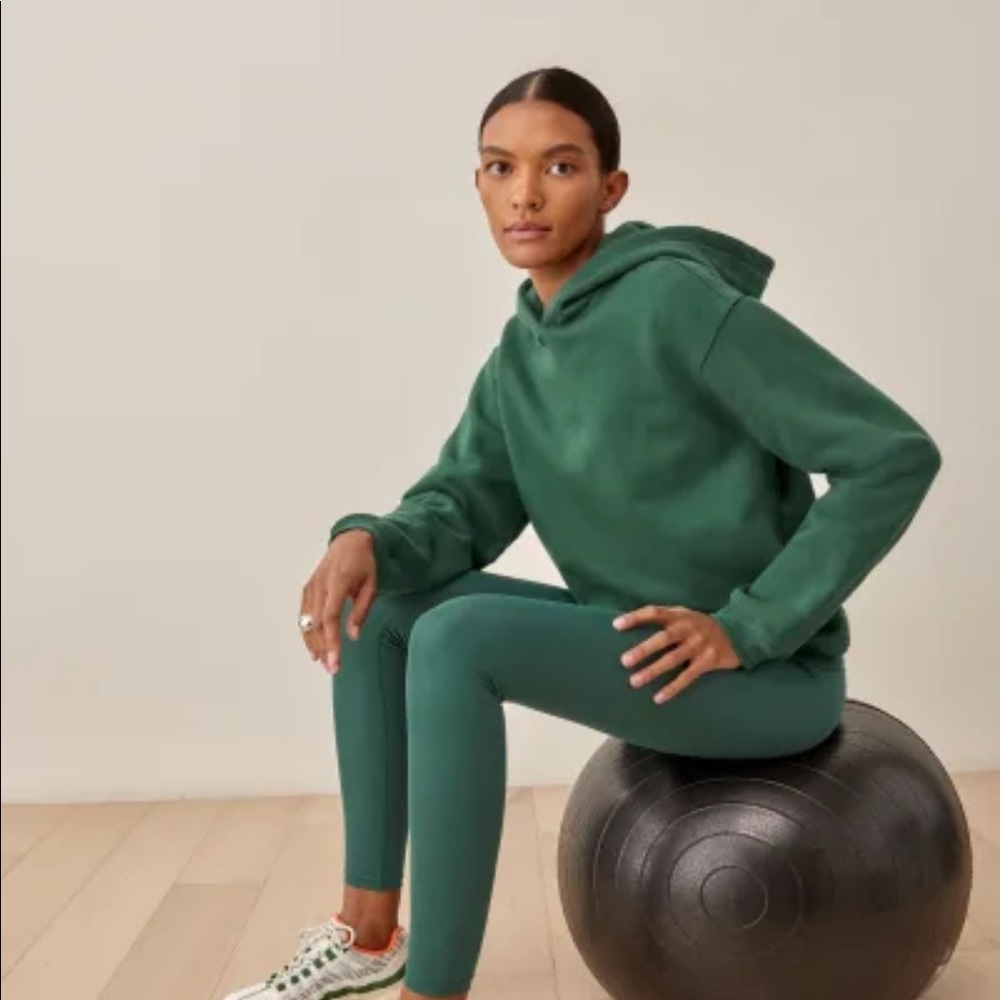 Reformation Classic Hoodie. NWT size M